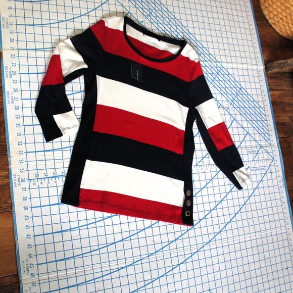 NWT Tommy Hilfiger Red White & Blue Sweater, Small - Picture 6 of 7